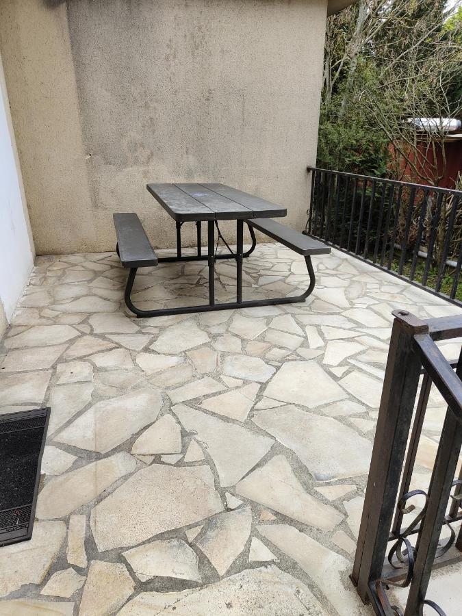 Hotel Les 4 Chenes Pontault-Combault Dış mekan fotoğraf